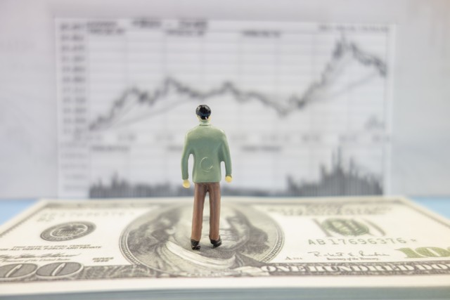 股票配资炒股巨亏自杀__ 田江新 股市盈利秘诀