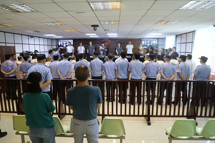 非法荐股资金流向_荐股骗局揭秘_股票群骗局配资