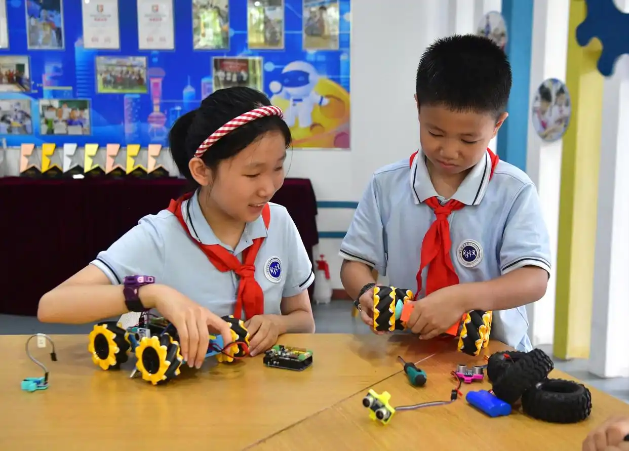 合肥市学生周思贝_ 合肥市暑期托管课程 _