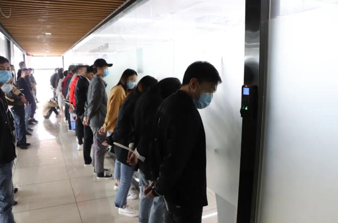 杭州股票配资群_非法荐股诈骗 余杭警方破获 虚拟盘骗局