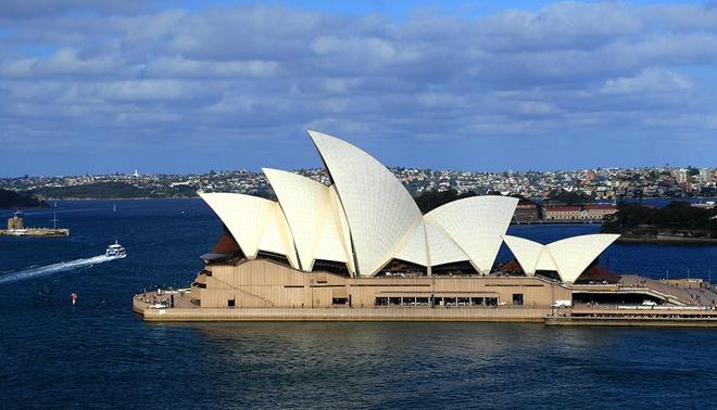 非法经营罪证券投资咨询辩护_量化交易软件要多少钱_AI炒股机器人法律分析