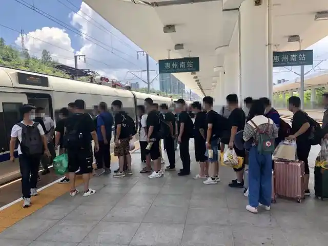 股票配资被骗了怎么办_荐股诈骗团伙_虚假炒股平台诈骗